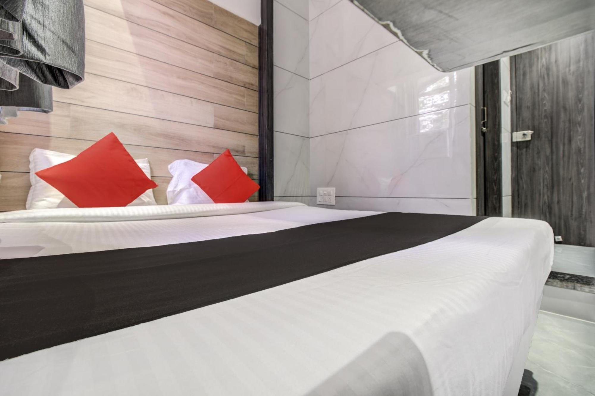 Hotel Spring Residency มุมไบ ภายนอก รูปภาพ