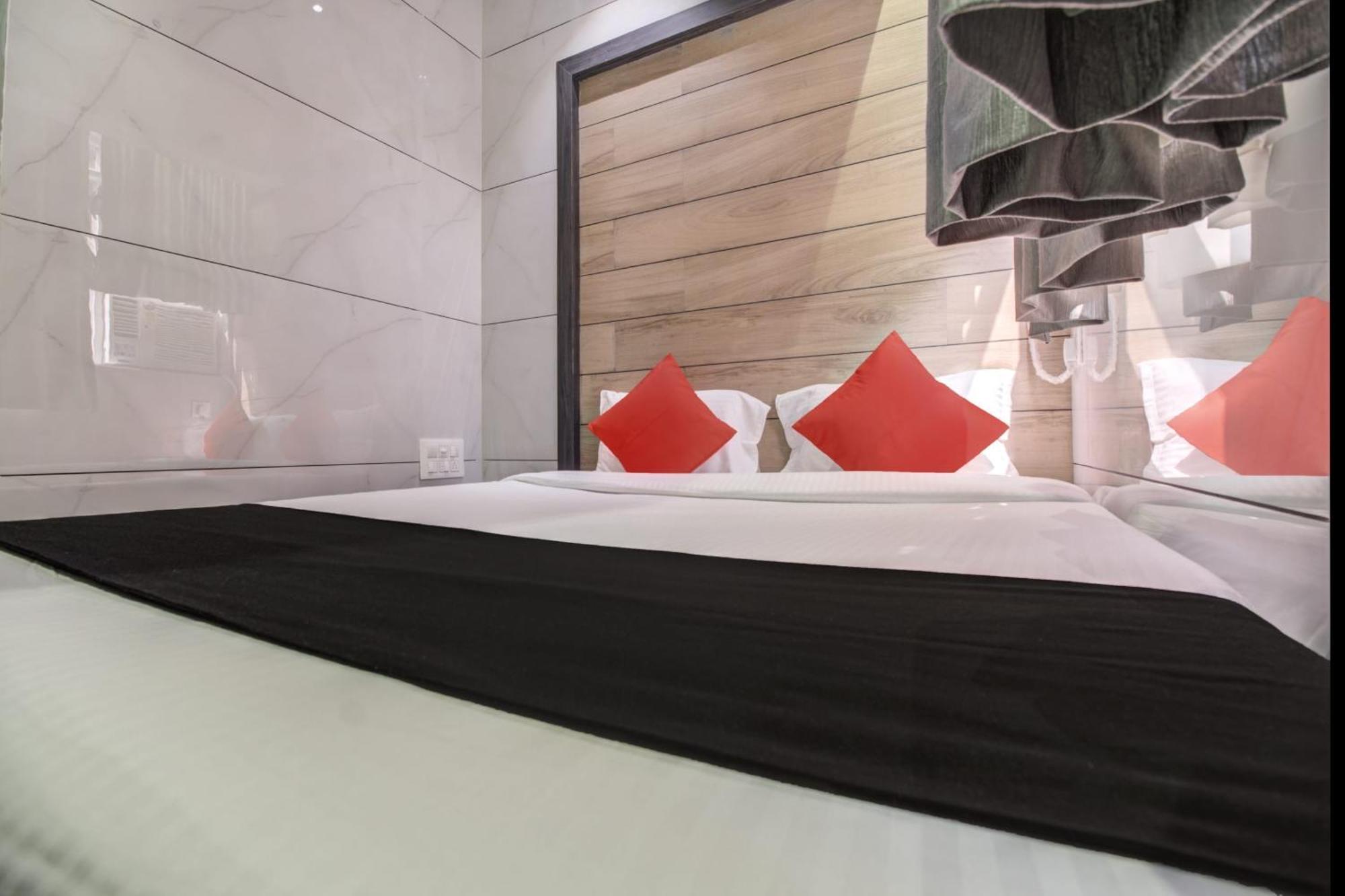 Hotel Spring Residency มุมไบ ภายนอก รูปภาพ