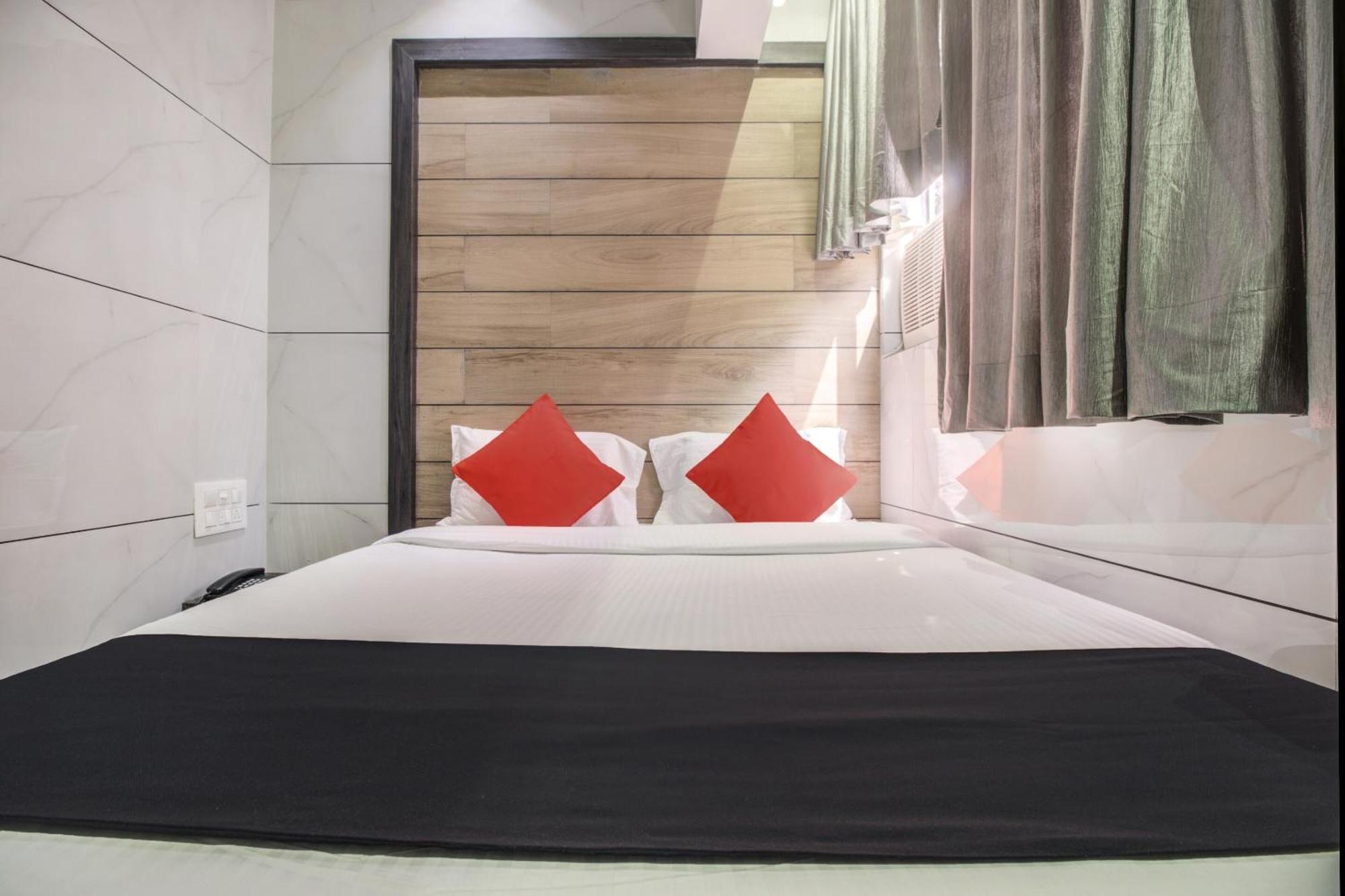 Hotel Spring Residency มุมไบ ภายนอก รูปภาพ